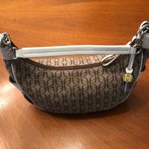 New signature vintage Fossil purse.